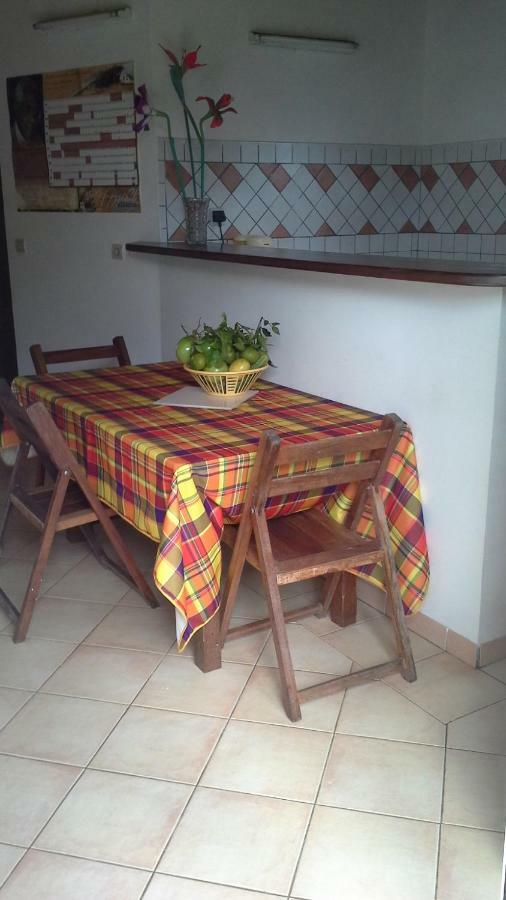 Chez Rosy Apartment Льо Робер Екстериор снимка
